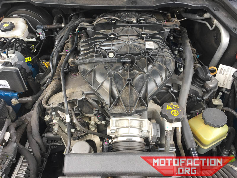 Here's how to change the spark plugs on a Holden Commodore VE or VF LFX 3.6L SIDI engine, as shown on MotoFaction.org.
