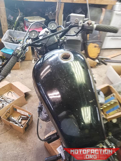 Here is an alternative fuel or gas tank for a Honda CX500, GL500, CX650 or GL650 motorcycle that has a capacity of 22.5L - a big improvement over the tiny Custom tank in particular!