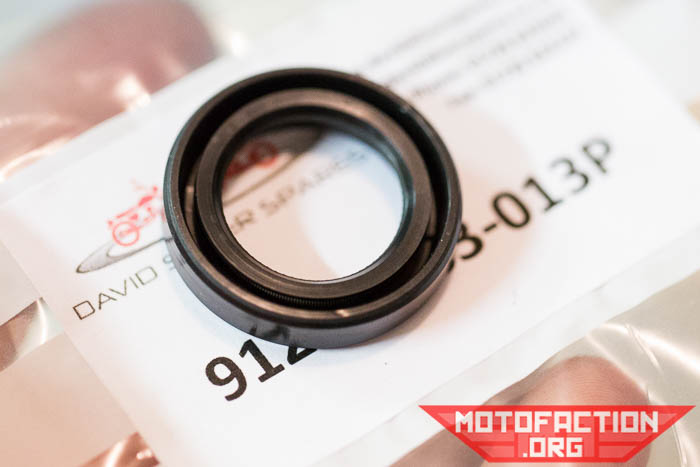 How to install the camshaft oil seal - Honda CX500, GL500, CX650, GL650