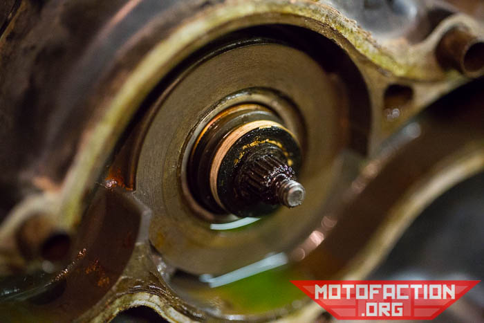 Here's how to remove the water pump impeller on a Honda CX500, GL500, CX650, GL650 etc.