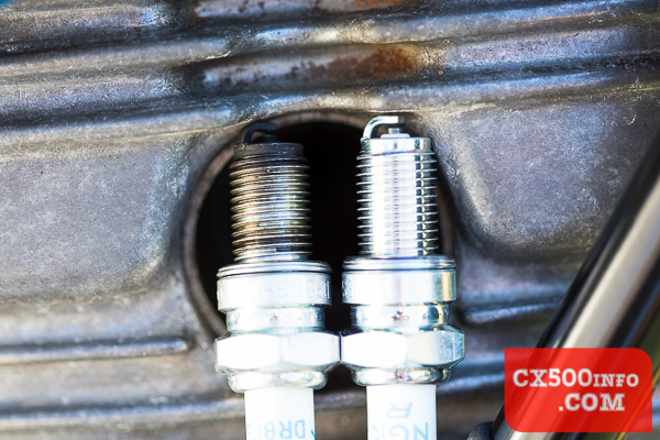 honda-cx500-how-to-change-your-spark-plugs-ngk-14