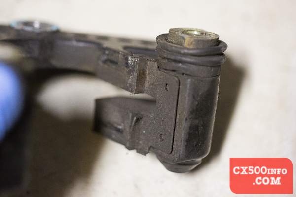 honda-cx500-how-to-remove-and-clean-lube-lubricate-grease-slide-pins-brake-caliper-12