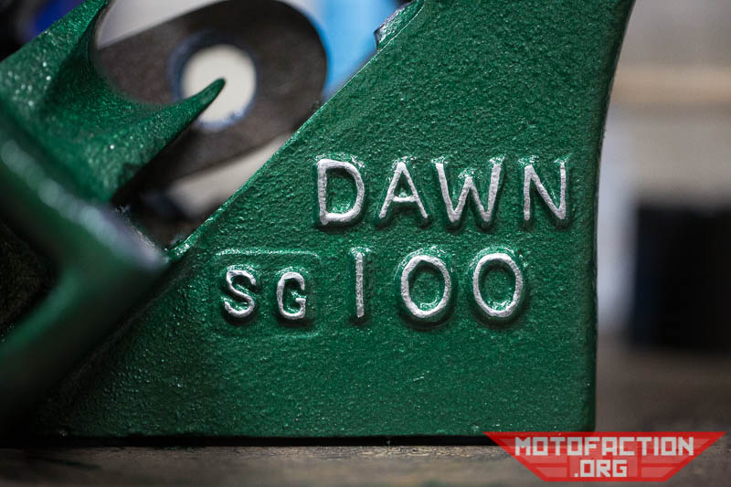 Here is a review and restoration of a Dawn offset SG - super grade - ductile iron bench vice, which is an Australian made tool.