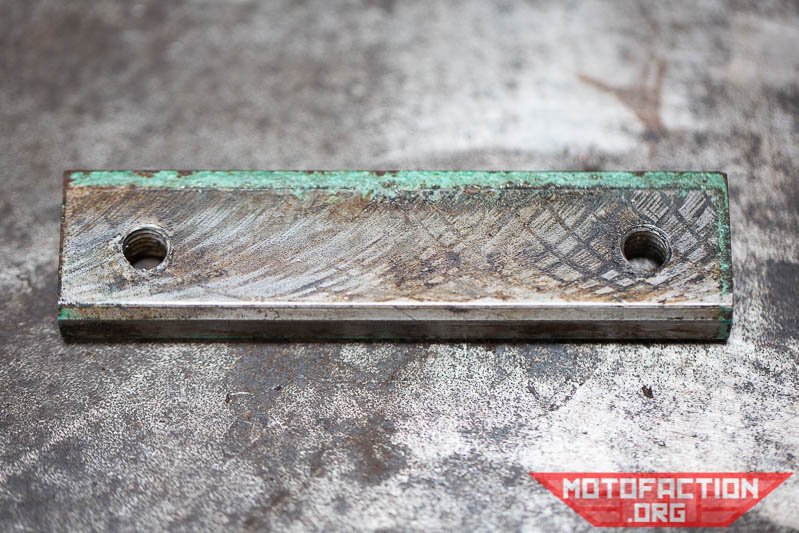 Here is a review and restoration of a Dawn offset SG - super grade - ductile iron bench vice, which is an Australian made tool.