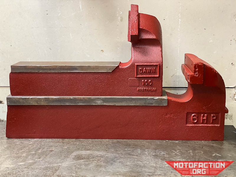 Here are some photos of the restoration or refurbishment of an Australian made Dawn 100mm offset cast semi-steel or cast iron engineers bench vice or vise.