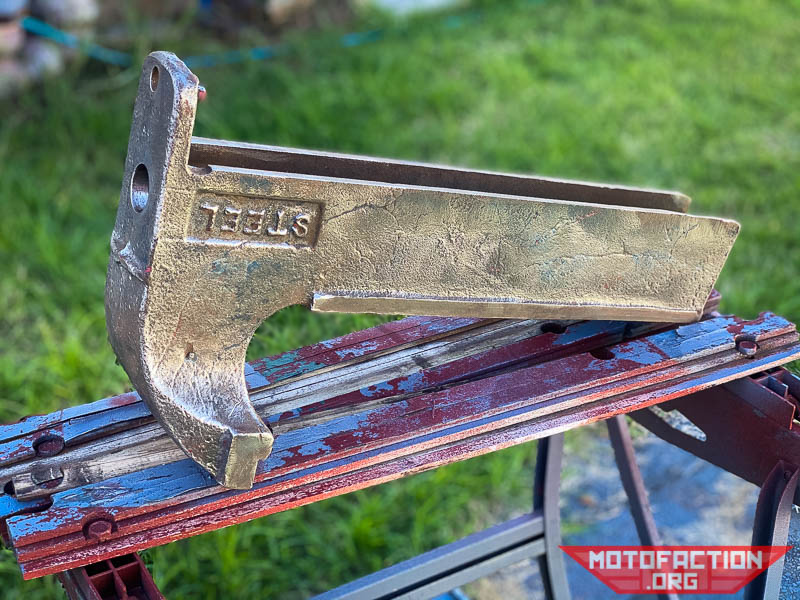 Here's a vintage Australian-made Dawn cast steel bench vice restoration, model 6SQ